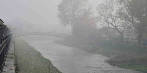 Düzce’de sis etkili oluyor