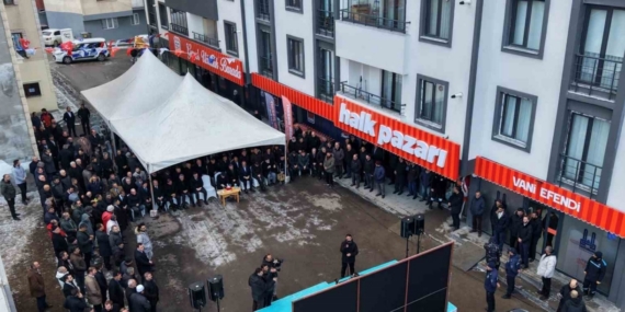 EBB’den yeni bir yatırım daha: Vaniefendi halk pazarı açıldı