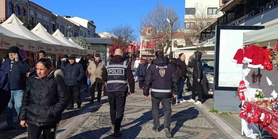 Edirne polisi işlek noktalarda güvenliği arttırdı