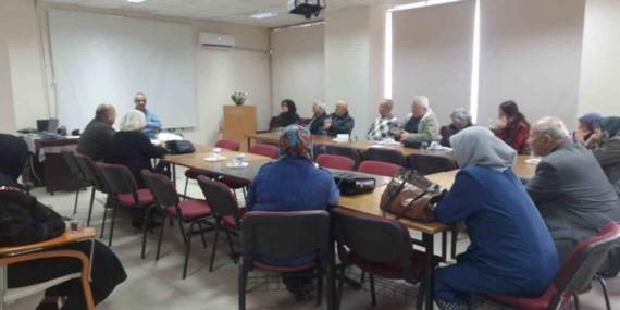 Edremit Devlet Hastanesi’nde diyabet eğitimi programı tamamlandı