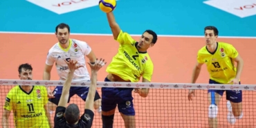 Efeler Ligi: Fenerbahçe Medicana: 3 - Gebze Belediyesi: 1