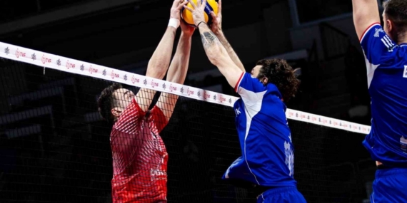Efeler Ligi: Ziraat Bankkart: 0 - Halkbank: 3