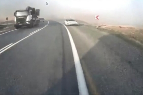 Elazığ’da otomobilin hatalı sollaması kazaya davetiye çıkardı