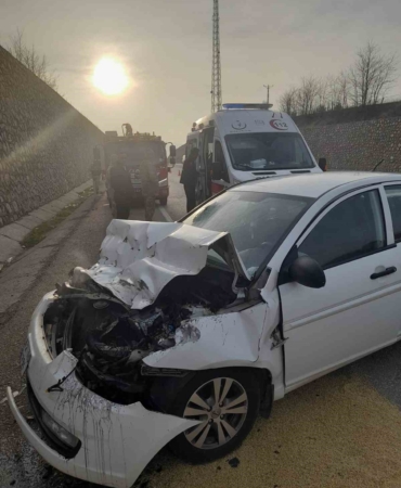 Elazığ’da trafik kazası: 3 yaralı