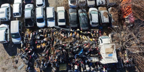 Elazığ’da yediemin otoparkında yosun tutan araçlar: 500 milyon TL’lik servet çürüyor