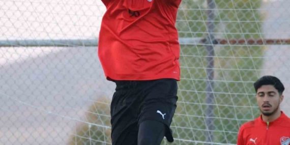 Elazığspor’da kaleci Muammer’e kulüp bulması için izin verildi