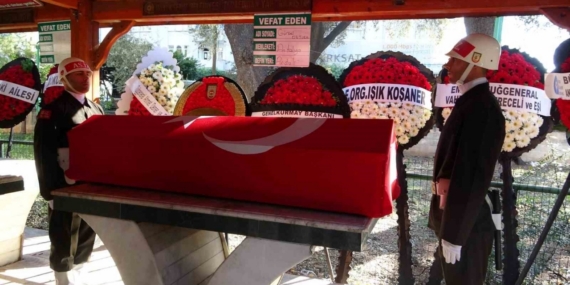 Emekli Tümgeneral Gürsel Öztürk Antalya’da son yolculuğuna uğurlandı