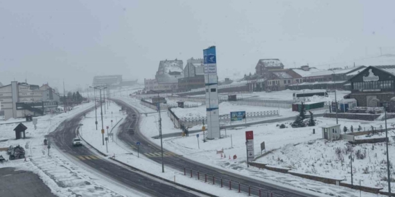 Erciyes’te kar yağışı