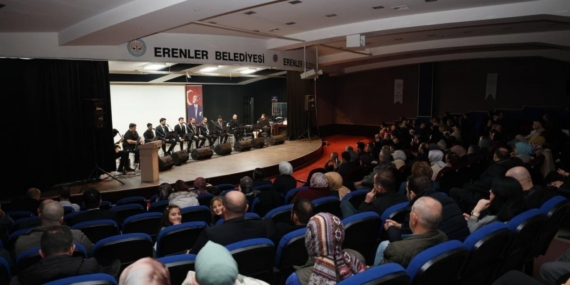 Erenler’de Hikayeli Türküler Konseri’ne vatandaştan ilgi