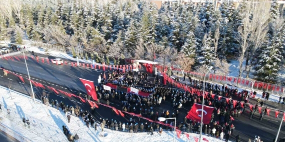 ERÜ 17 Aralık Şehitlerini andı