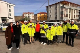 Erzincan Emniyetinden Engelliler Günü’nde öğrencilere özel trafik etkinliği