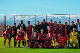 Erzincan Gençler Gücü, Siverek Kadınspor’a farklı mağlup oldu