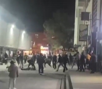 Erzincan’da meydan muharebesini aratmayan kavga: Tabureler havada uçuştu