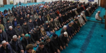 Erzincan’da Üç Aylar başlangıcında Terzibaba Külliyesi’nde sabah namazı programı düzenlendi