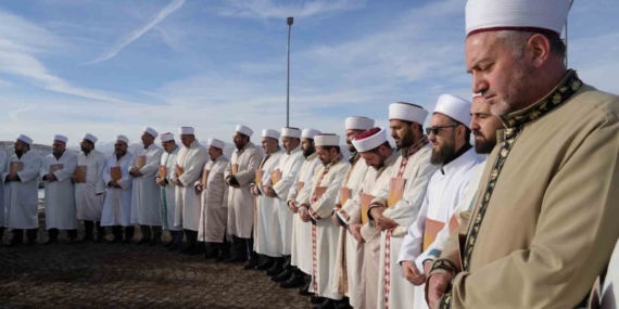 Erzurum’da 500 yıllık kadim bir gelenek: 1001 Hatim başladı