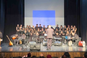 Eskişehir’de öğretmenlerden ve öğrencilerden unutulmaz konser