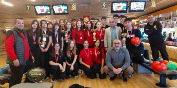 Eskişehir’de ’Okul Sporları Bowling Müsabakaları’ tamamlandı