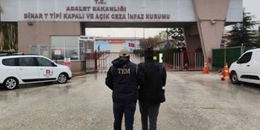 FETÖ’ye üye olmaktan aranan şahsı polis yakaladı