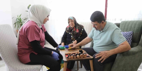 Gaziantep Büyükşehir’den evde fizik tedaviyle hayata dokunan hizmet