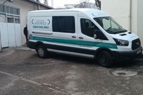 Gaziantep’te bariyerlere çarparak alev alan araçtaki sürücü hayatını kaybetti