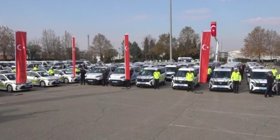 Gaziantep’te emniyet ve jandarmaya 210 yeni araç teslim edildi