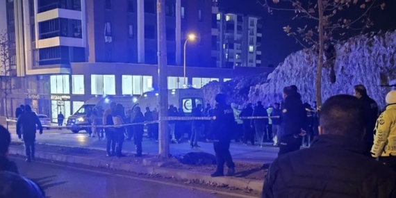 Gaziantep’te feci kaza: Otomobilin çarptığı anne öldü, kızı ağır yaralandı