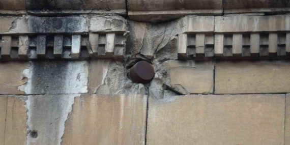 Gaziantep’te Fransız zulmünün 104 yıllık izi: Sivil halka atılan top mermisi hala duvarda duruyor