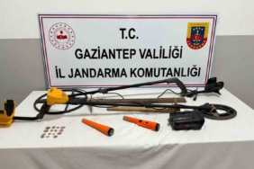 Gaziantep’te kaçak kazı yapan 2 şahıs suçüstü yakalandı: 15 adet tarihi sikke ele geçirildi
