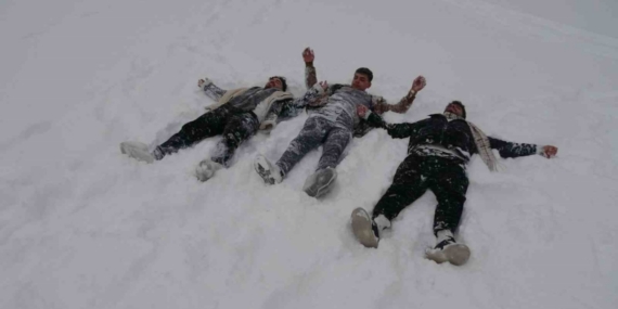 Gaziantep’te kar sevinci