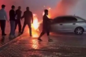 Gaziantep’te park halindeki otomobil alev alev yandı