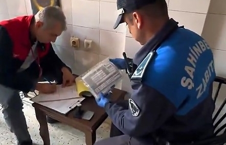 Gaziantep’te şok denetim: Kasapta kaçak alkol üretimi yapıldığı tespit edildi