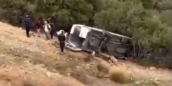 Gaziantep’te tarım işçilerini taşıyan minibüs şarampole uçtu: 1 ölü, 3 ağır yaralı