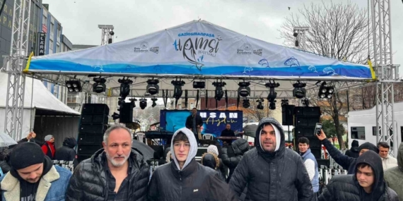 Gaziosmanpaşa’da Karadeniz rüzgarı: Festivalde 10 ton hamsi ikram edildi