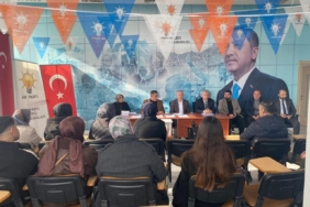 Gediz AK Parti’de yeni ilçe başkanı için temayül yoklaması yapıldı