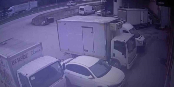 Genç avukatın hayatını kaybettiği feci kaza kamerada