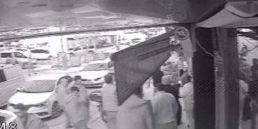 Genç kızlara el-kol hareketi yumruklu kavgayla sona erdi