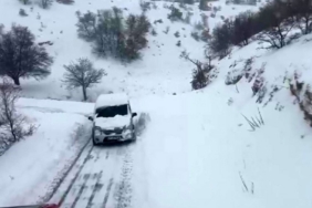 Gercüş’te karda mahsur kalan 5 kişi kurtarıldı