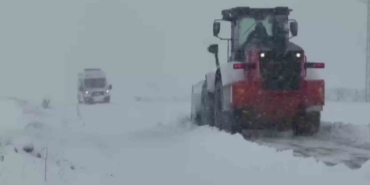 Gercüş’te kardan kapanan 45 köy yolu ulaşıma açıldı