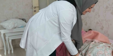 Gölbaşı Belediyesi bakıma muhtaç vatandaşların yanında olmaya devam ediyor