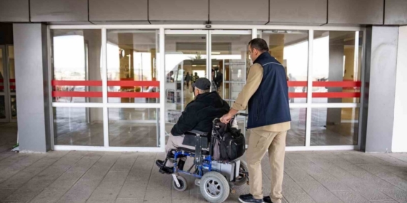 Gölbaşı Belediyesinden engelli ve hasta vatandaşlara ücretsiz nakil hizmeti