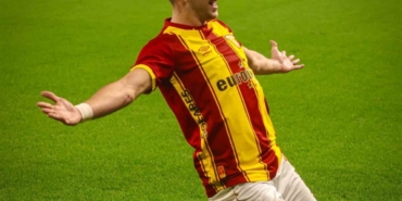 Göztepe’de Arda ve Dennis yakın markajda