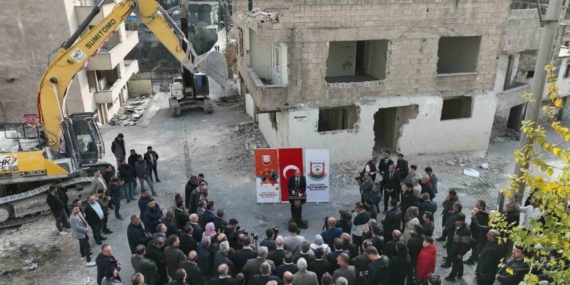 Gülpınar: "Bazıları konuşur bazıları yapar"