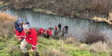 Günlerdir aranan kayıp öğretmenin cesedi bulundu
