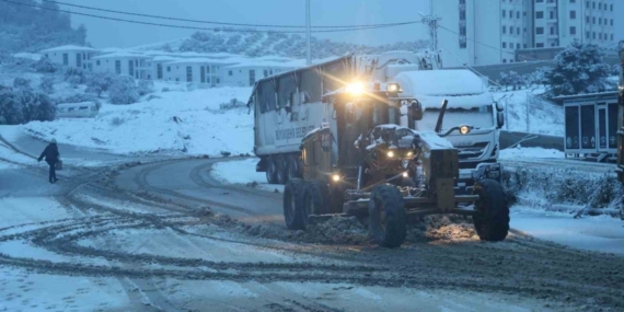 Hatay’da 10 ilçede eğitime ara verildi