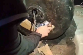 Hatay’da kaçakçılık operasyonu: Otomobilin her yerinden telefon ve elektronik sigara fışkırdı