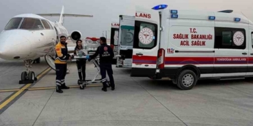 Hava ambulansı 6 günlük bebek için havalandı