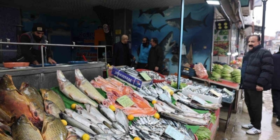 Havaların soğumasıyla birlikte vatandaşların balığa olan rağbeti arttı