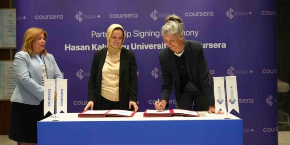 HKÜ’den uluslararasılaşma yolunda büyük bir atılım daha