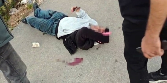 Husumetlileriyle karşılaşan genç bıçaklanarak yaralandı