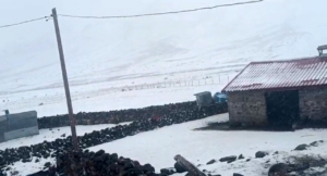 Iğdır’ın yüksek kesimleri beyaza büründü